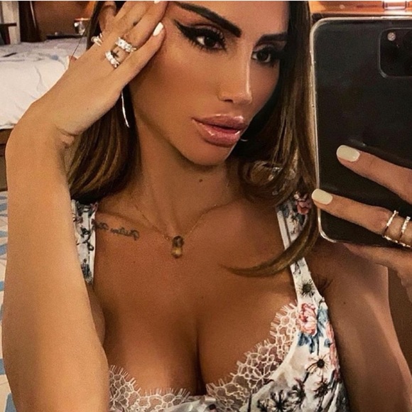 VS Luxe Dream Angels Silk Multi Color Floral Appliqué Celeb Corset 32C EUC - Picture 3 of 16